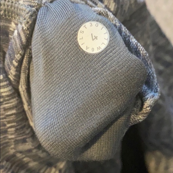 Wunder Under Crop Leggings Size 4 - Picture 4 of 4